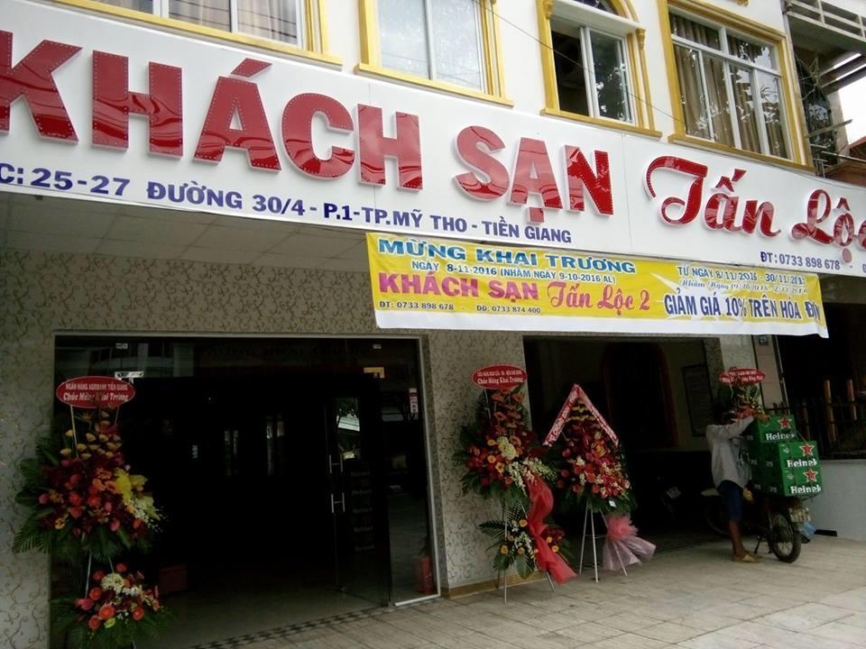 Tan Loc 2 Hotel Ми Тхо Екстериор снимка